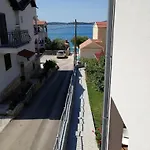 Jelenic Apartment *